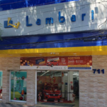 Loja de moda infantil multimarcas no Brás