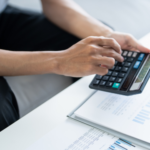 abrir uma loja de roupas infantis